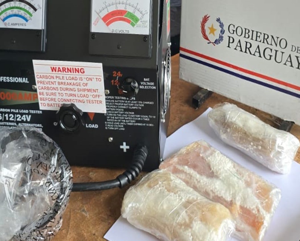 Otra carga aérea desde EE.UU. fue retenida por contener presunta marihuana