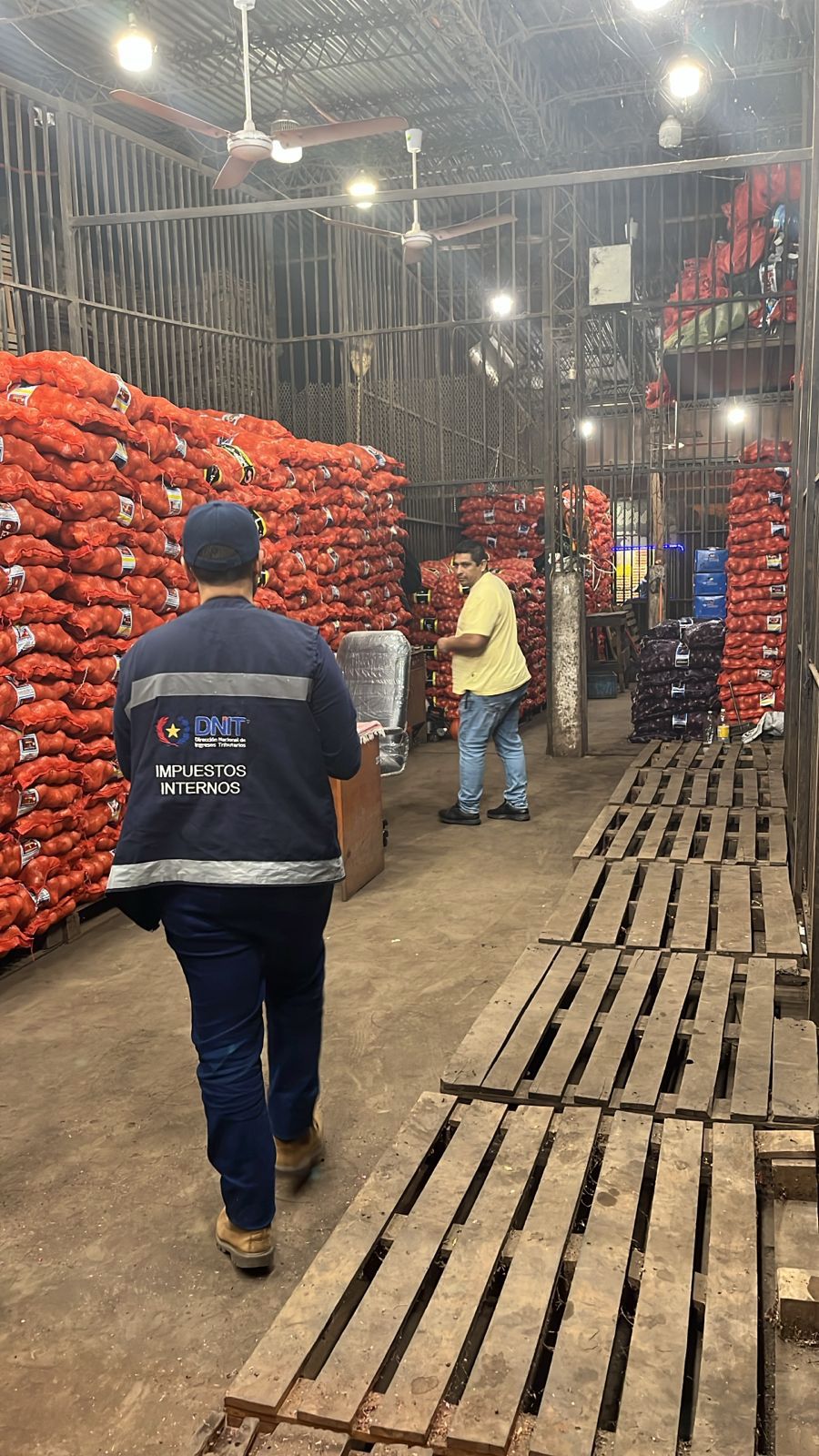 DNIT reafirma su compromiso con la formalización económica mediante operativos continuos