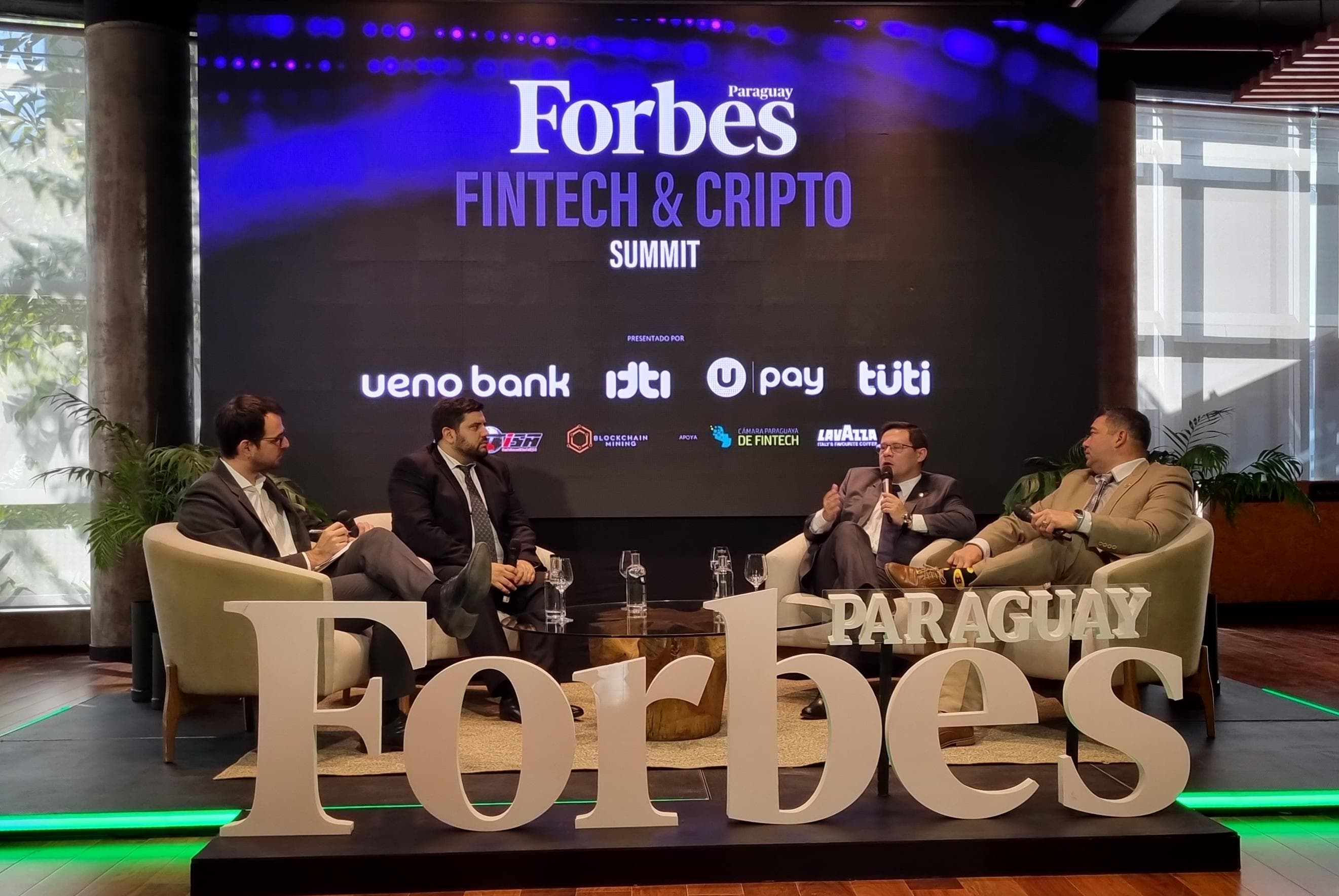 El titular de la DNIT expuso sobre los avances de la tecnología y los activos digitales