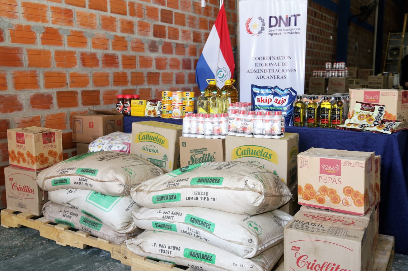 DNIT entrega productos incautados a entidades solidarias